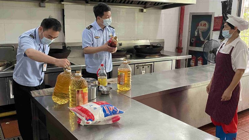 非油炸膨化食品：揭秘批发价格的背后**